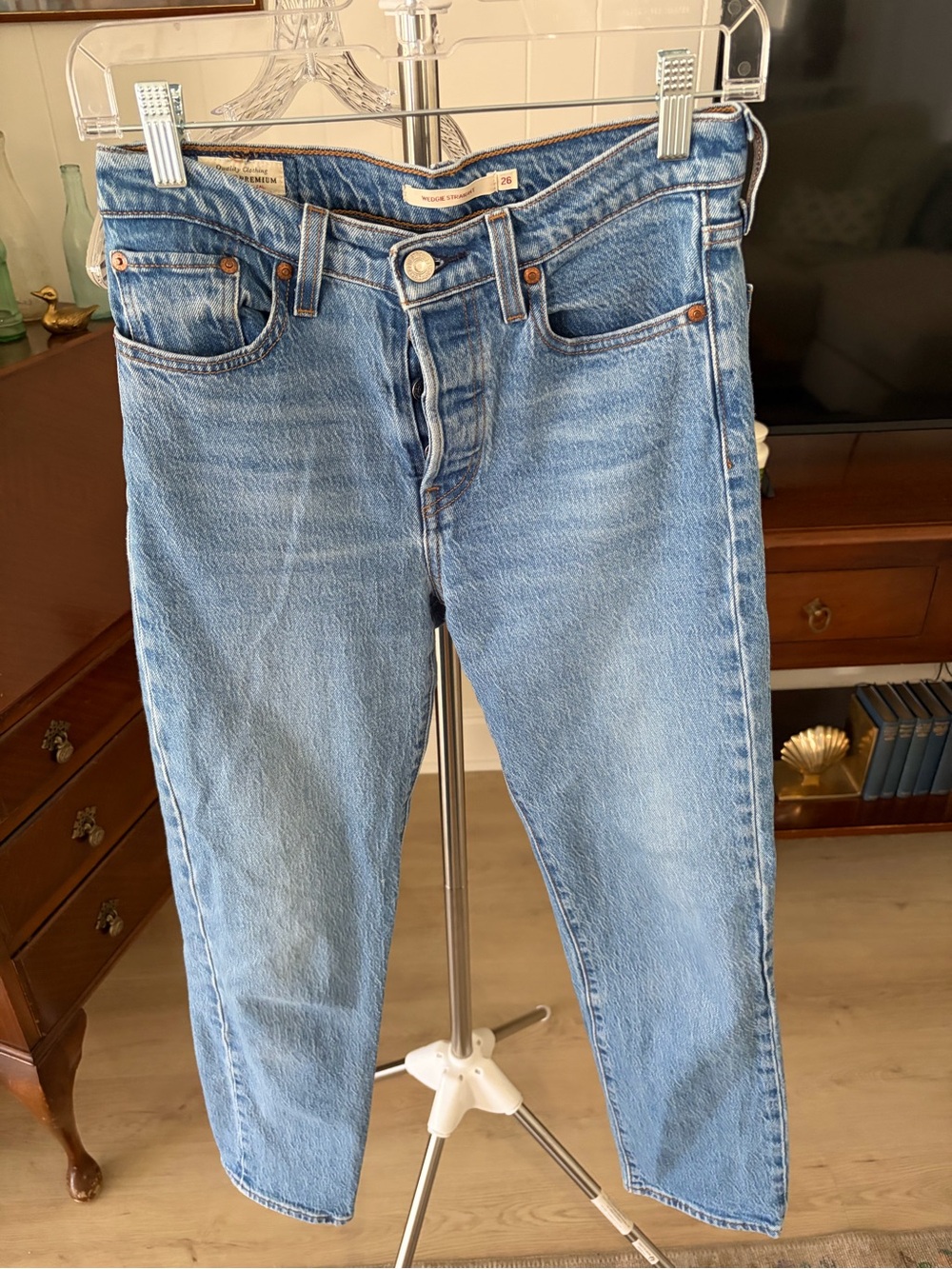 Levi’s Classic High-Rise Blue Women's Wedgie Jeans